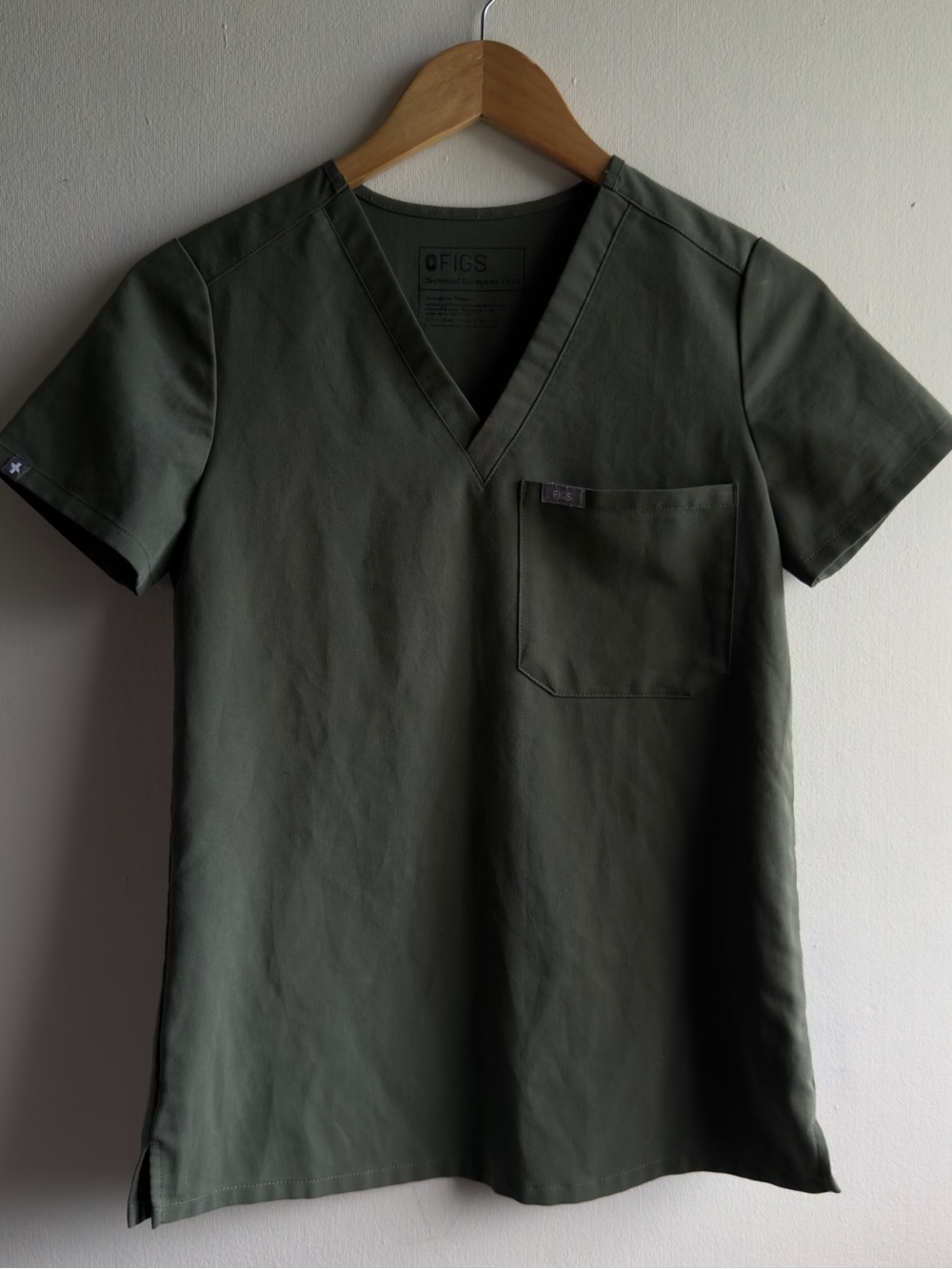 FIGS Scrub Top in Moss